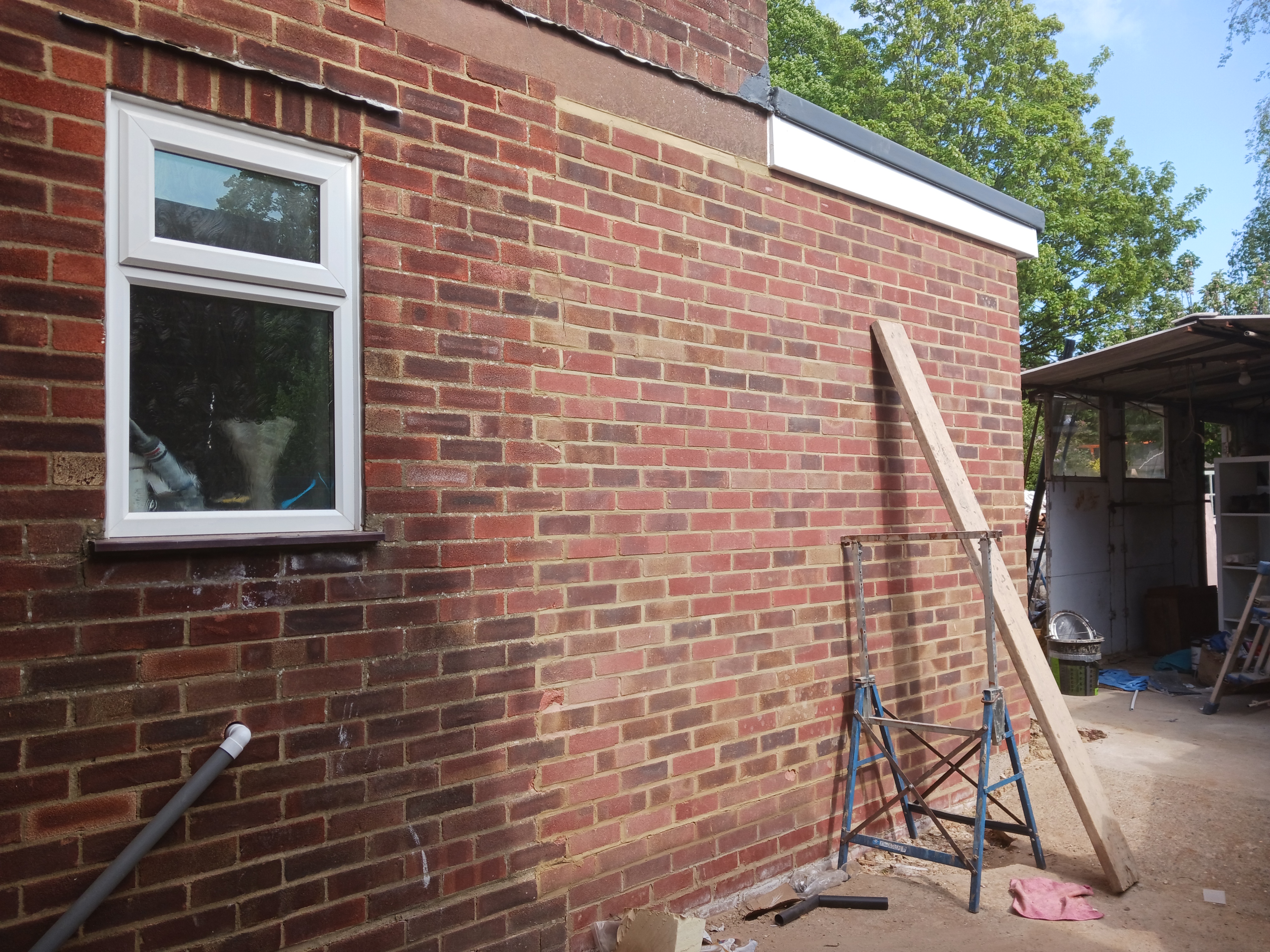 Extension of a bungalow front view